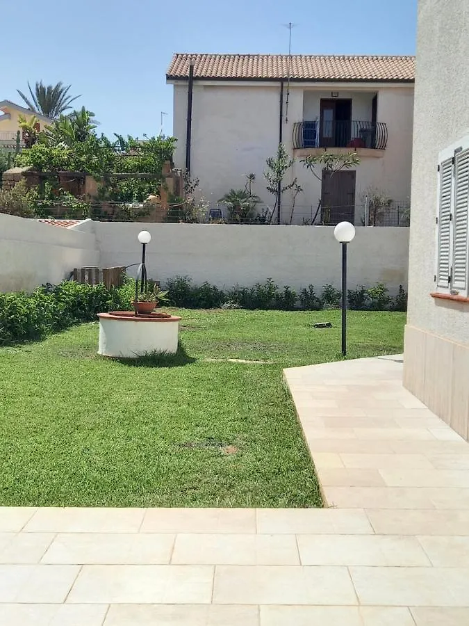 Feriehus Casa Sally Lido di Noto